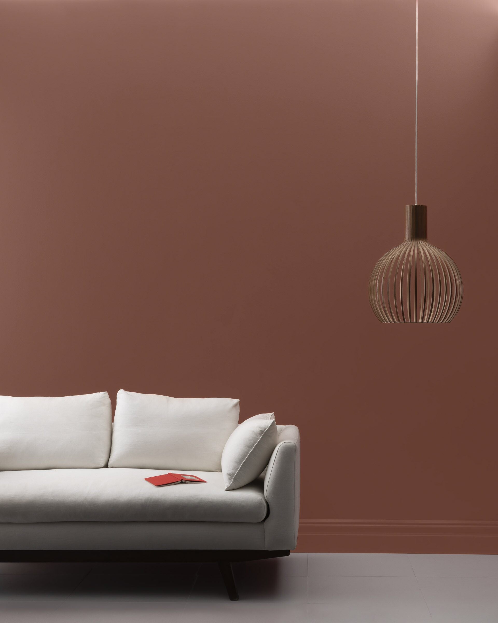 Cocoa Brown (2101-20) – Benjamin Moore Hong Kong