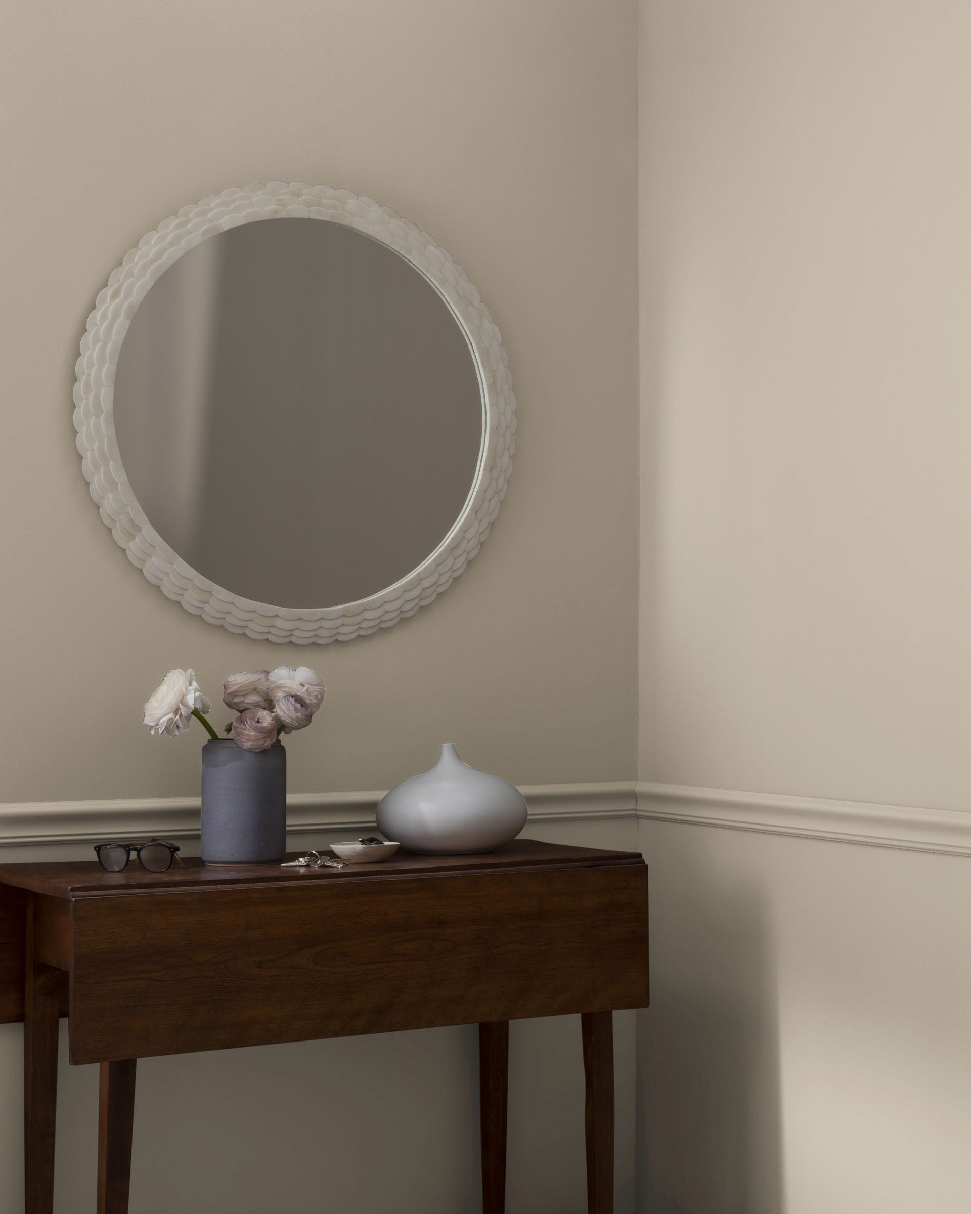 Stone House (1039) – Benjamin Moore Hong Kong
